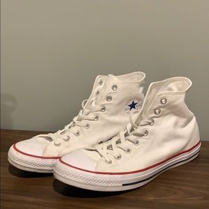 Mens size 10 converse